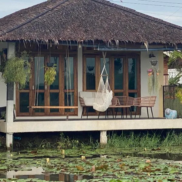 ปีกไม้วิลล่าบ้านMaya-มายา, hotel in Ban Suk I Dang