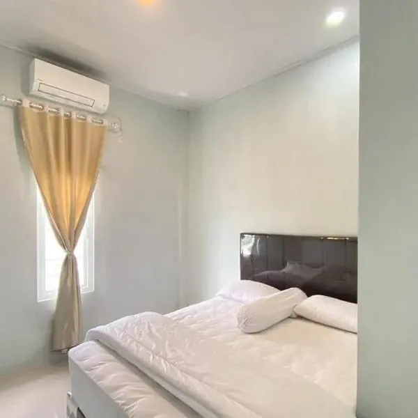 Halangan में, होटल RedDoorz Syariah near Kantor Bupati Pantai Pandan Sibolga