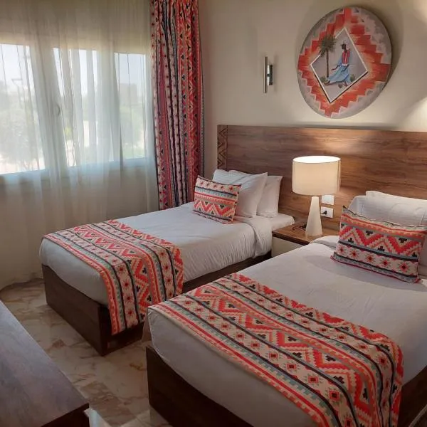 Azal Lagoons Resort Abu Simbel, hôtel à Abou Simbel