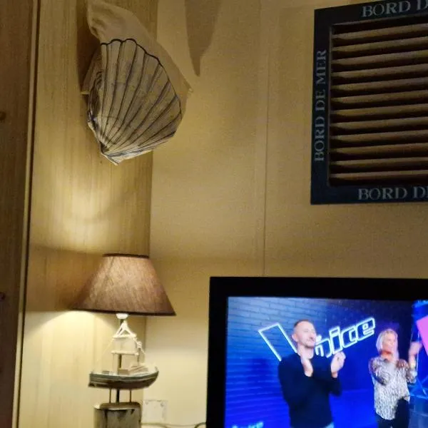 Mobilhome 4/5 personnes, hotel in Longeville-sur-Mer