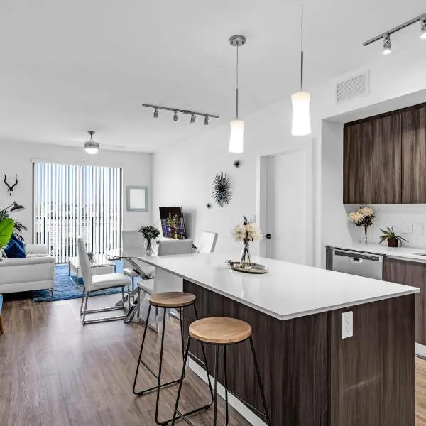 Amazing 2 Bedroom Unit In Doral Miami With Free Parking, hotel in Hialeah Gardens