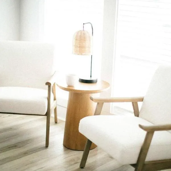 Cozy Coastal Bungalow, hotel in Opelika