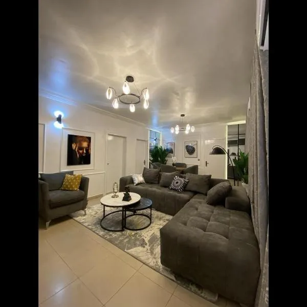 Exquisite Lekki Phase1 Apartment, hotel in Lagos
