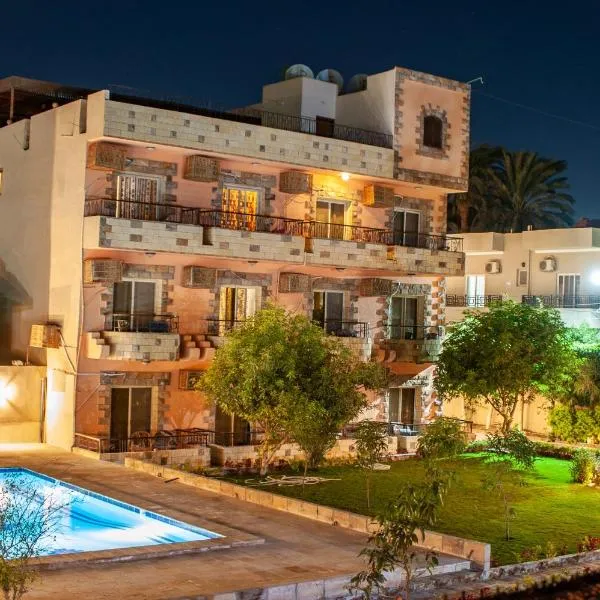 New Memnon Hotel, hotel v destinaci Luxor