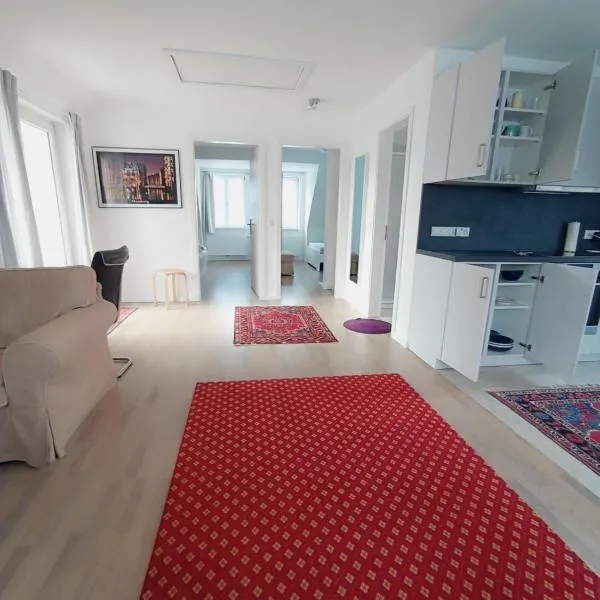 Peaceful Apartment-3 Zi, Loggia & Garden in Blankenese, Hotel in Hamburg