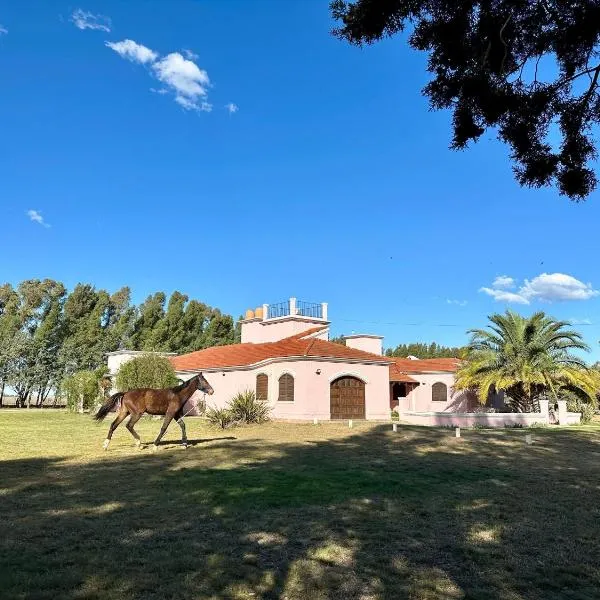 Casaquinta Haras El Tropicano, готель у місті Баїя-Бланка