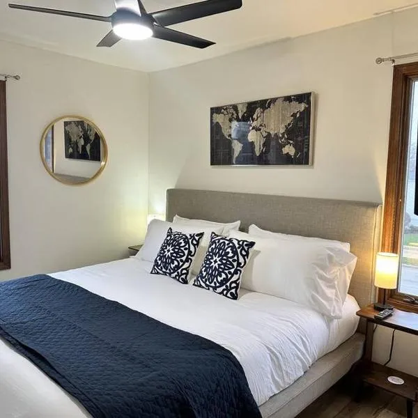 Capital Suite on 6th Street - King Bed / Downtown!, hôtel à Springfield
