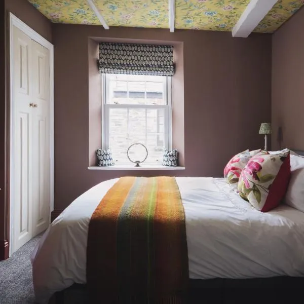 Fourteen Providence, hotel sa Calstock