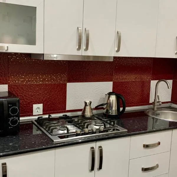 SDD Brothers - Дом с балконом в сердце Тбилиси, hotel in Tbilisi City