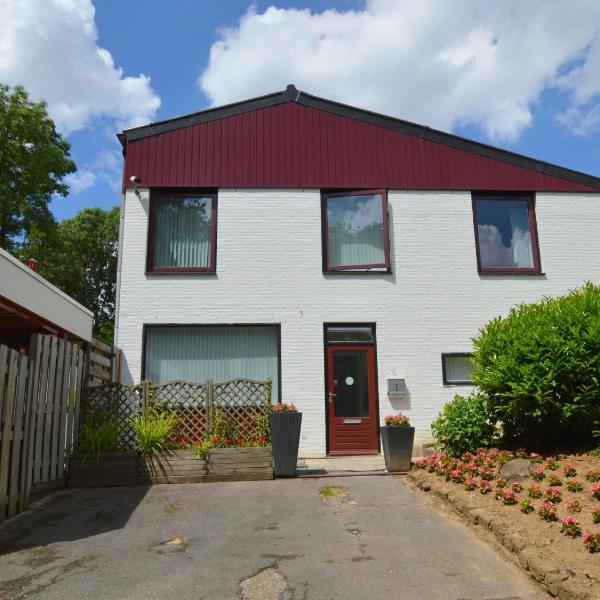 Luxury house in South Limburg near forest