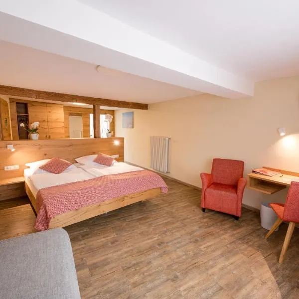 Weingut & Gästehaus Julianenhof, hotel v destinaci Nierstein