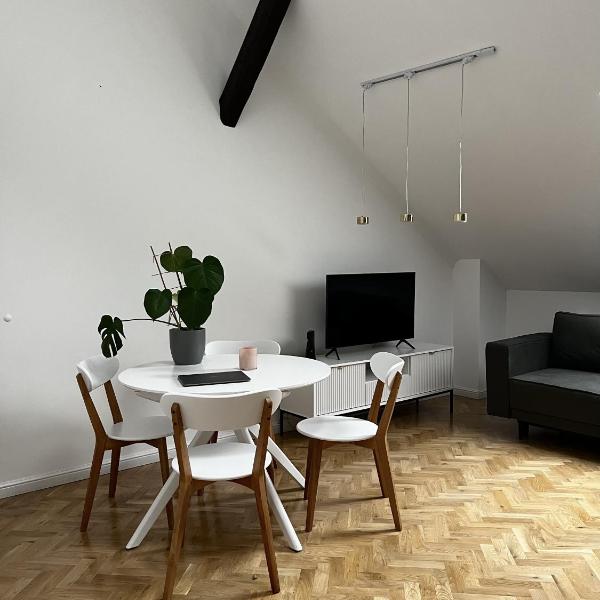High Standard Room in Jewish District, Apartment Shared with Host, Cracovia