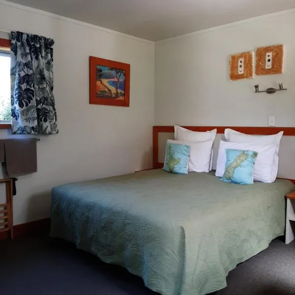Eden's Edge Lodge, hotel in Motueka