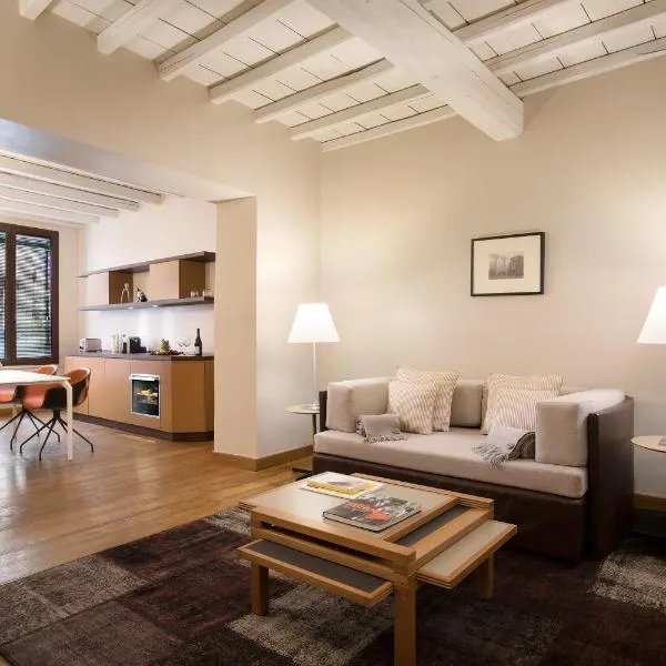 Palazzo Scanderbeg, hotel in Rome