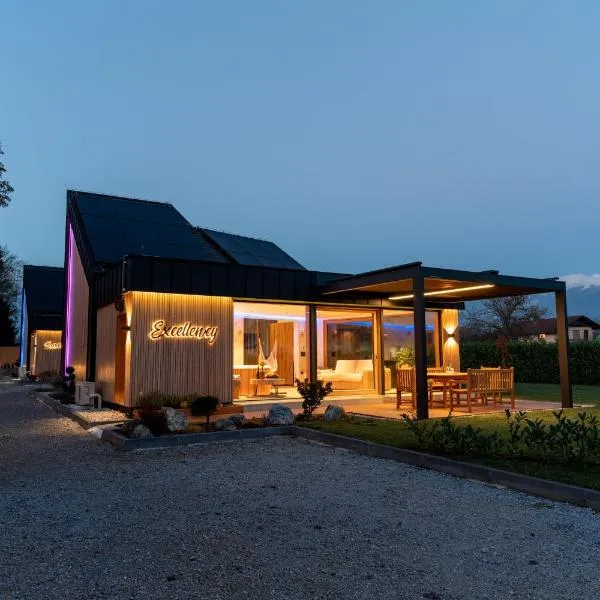 Luxury Resort Potatoland, hotel in Šenčur