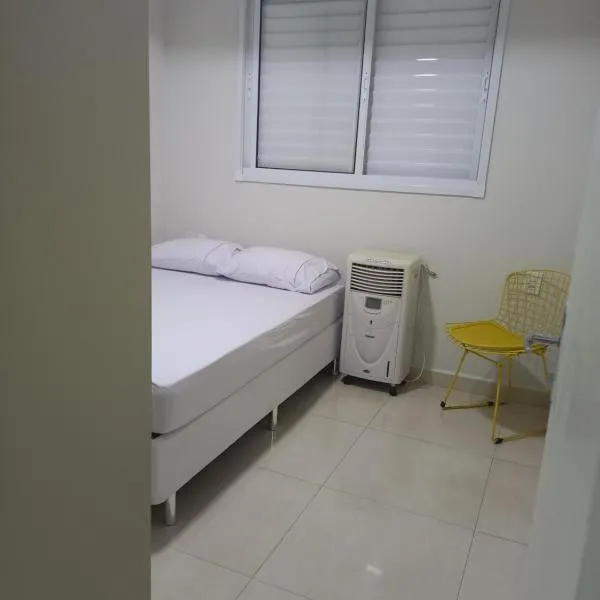 Apartamento próximo ao centro com elevador!, hotel in Patos de Minas