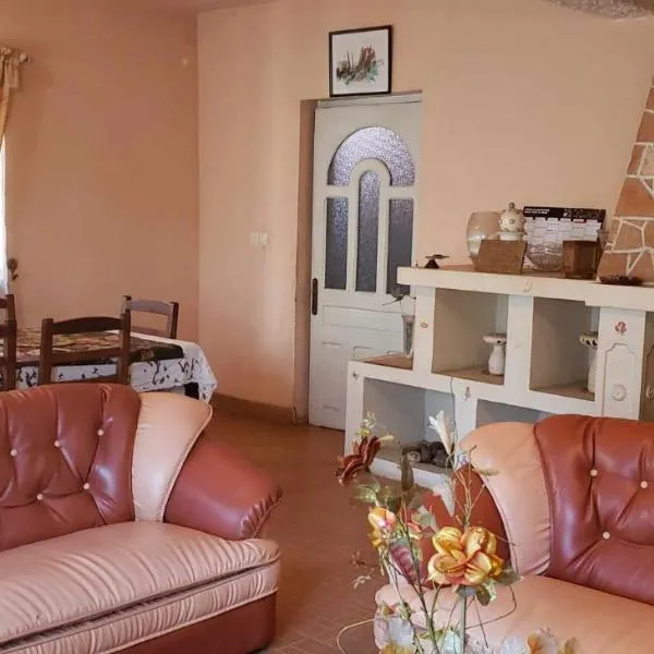 Antsaly, hotel in Antananarivo