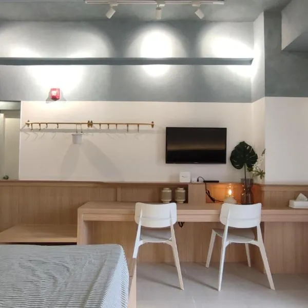 Tu Casa at Pico de Loro - Myna B, ξενοδοχείο σε Nasugbu