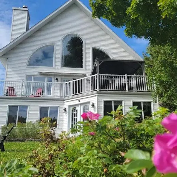 La Dolce Vita, hotel in Saint Mathieu Du Parc