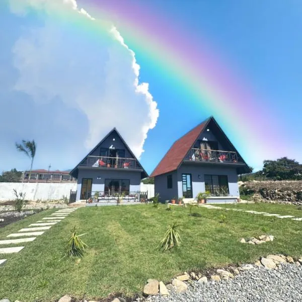 Piece Of Heaven Cabins, hotel in Palmira