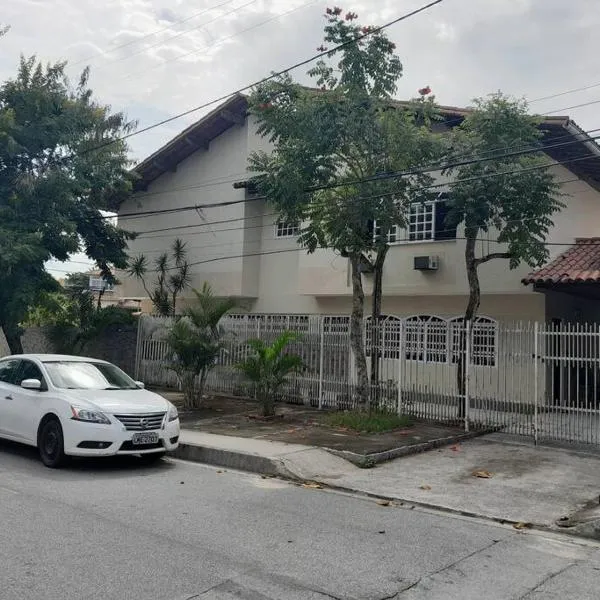 Casa Grande da praia de Piratininga, ξενοδοχείο στο Νιτερόι