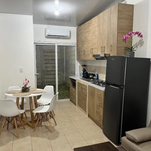 Dream of angels home, hotel in Santa Ana