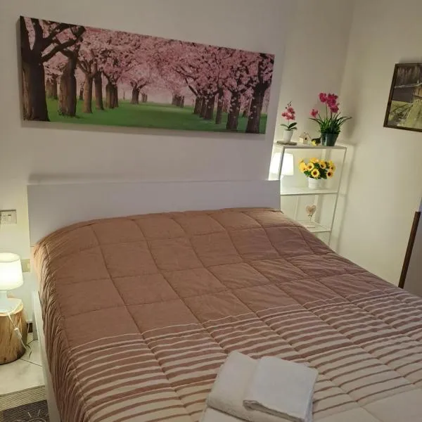 VALTELLINA SONDRIO HOLIDAYS, hôtel à Sondrio