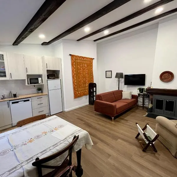 Ninho do Melro II - Turismo Rural Bragança, hotel em Bragança