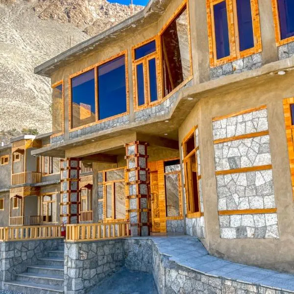 Villa Darya - Truly Hunza, hotel Gulmit városában