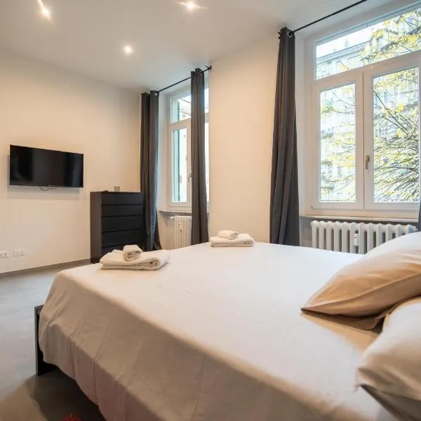 Top Living Apartments - Porta Susa, hotel in Turin