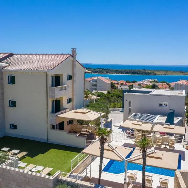 Kings View Šarkić, hotell sihtkohas Novalja