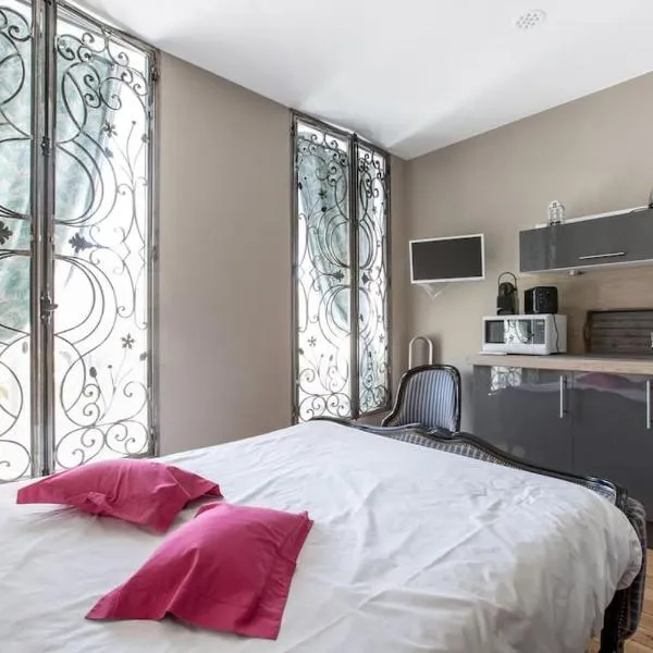 le 31 Au Coeur des Places, hotel v destinaci Arras