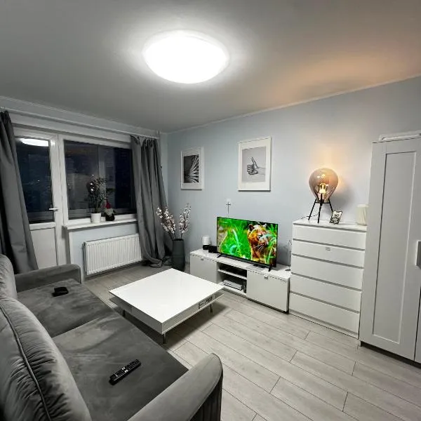 Tallinn's Prime Spot: Pae 49 - Near Airport, Concerts & Shops, hotel in Tallinn
