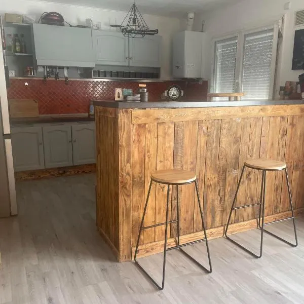 Le Ranch - chambres d'hôtes - proche centre ville, hotel in Reims