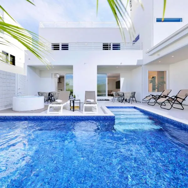 クリスタルヴィラ白良浜ビーチ, hotel em Kanayama