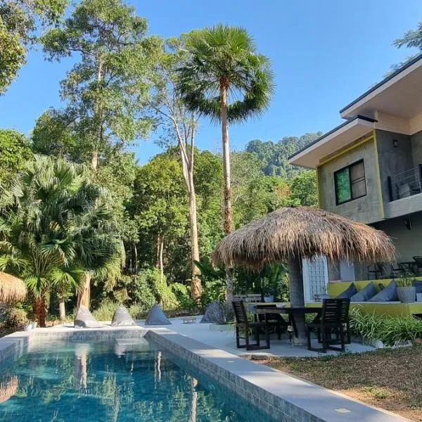 Lazy Republique, hotel en Koh Chang