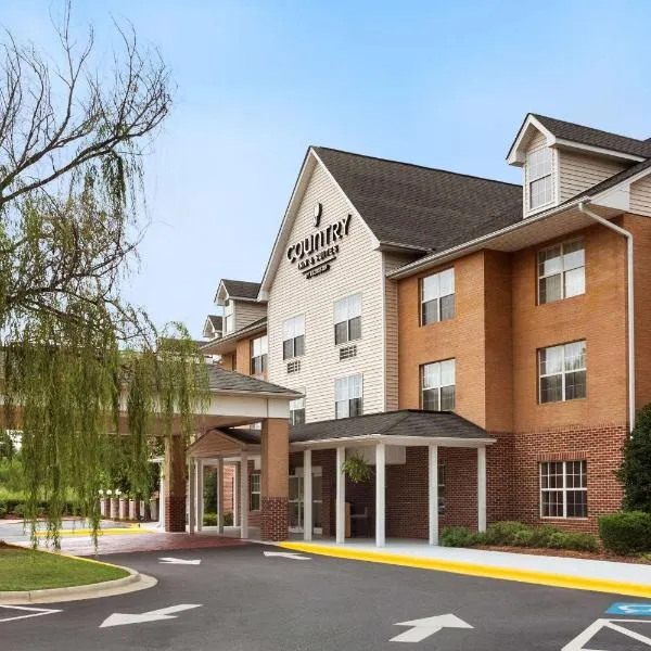 Country Inn & Suites by Radisson, Charlotte University Place, NC, hotel in Charlotte