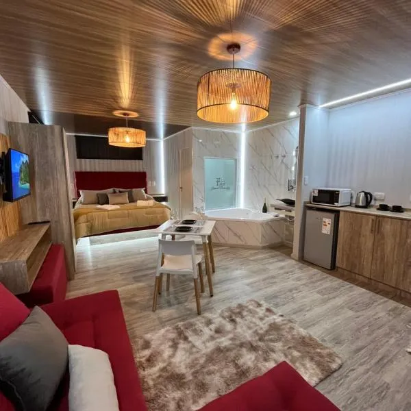 Sunset Paradise Suites, hôtel à Almafuerte