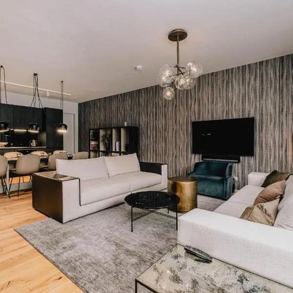 TheChipp - Designapartment mit Seeblick, Pool, Sauna & Kamin, hotel in Bad Saarow