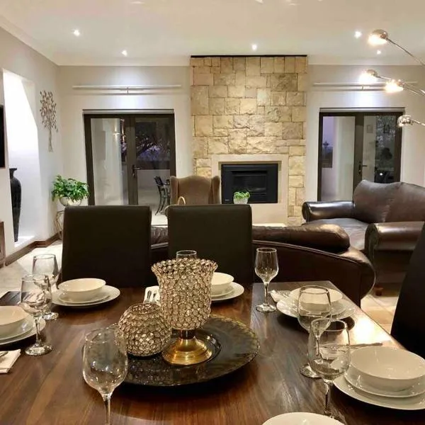 Golf Suites @ Copperleaf, hotel in Centurion