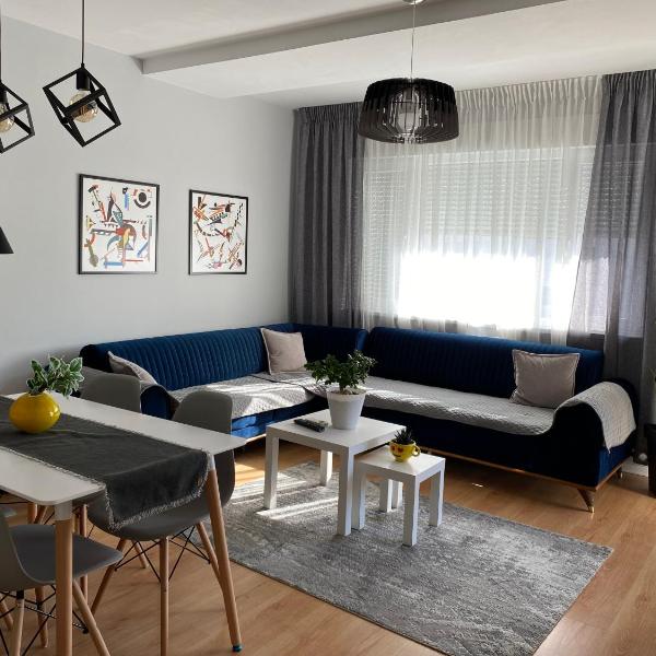 Pandora’s City Apartment, Тирана