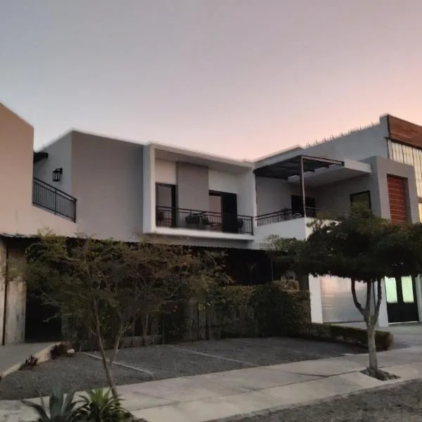 Studios V19, hotel in Colima