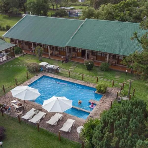 Hostal Canela, Hotel in Termas del Daymán