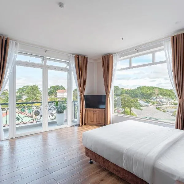 PINE VIEW Hotel Dalat, viešbutis mieste Dalatas