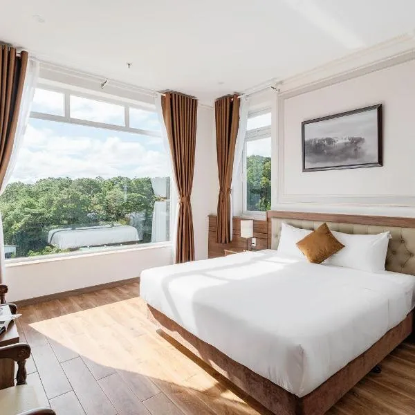 PINE VIEW Hotel Dalat, hotel en Dalat