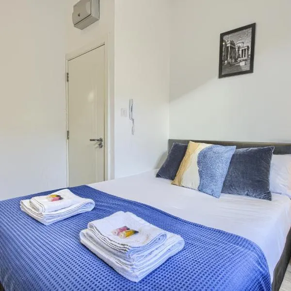 The Finsbury Deluxe Apartments, hotel in London