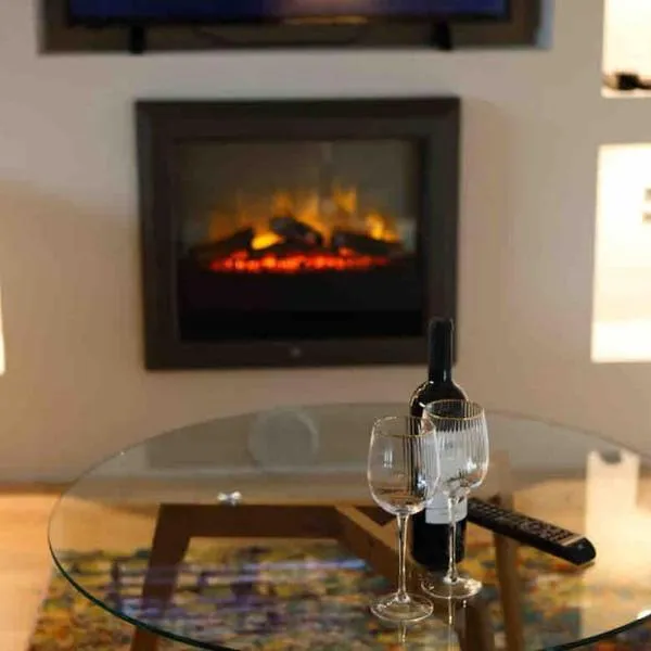 5* Self Catering 1 Bed, hotel in Nenagh