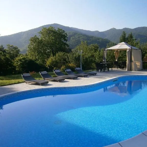 Villa Rosetta relax, Hotel in Scrutto