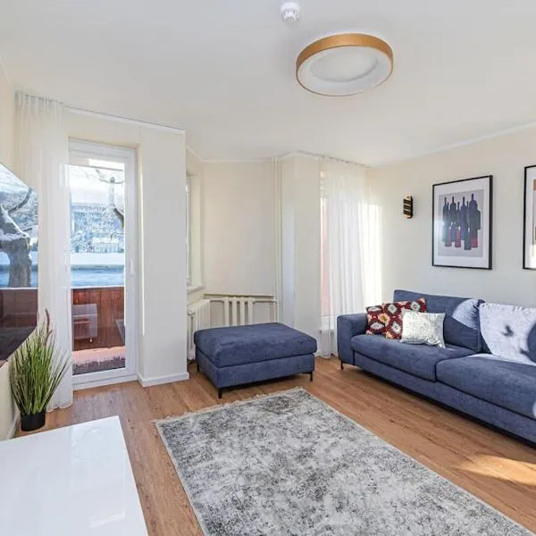 Riverfront 1BD Old Town Apartment by Hostlovers, hotell sihtkohas Kaunas