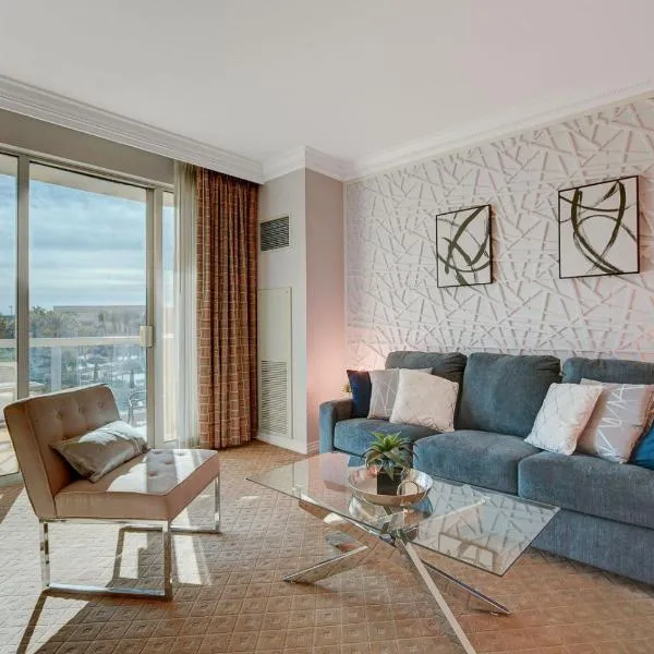 Serenity Suite at MGM Signature, отель в Лас-Вегасе